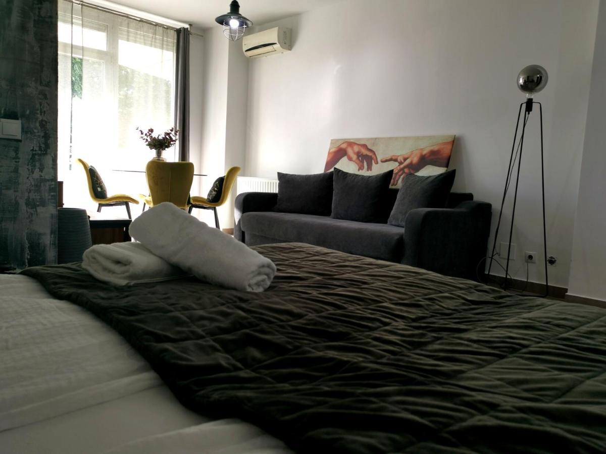 Caraway Apartment Oradea Exterior foto