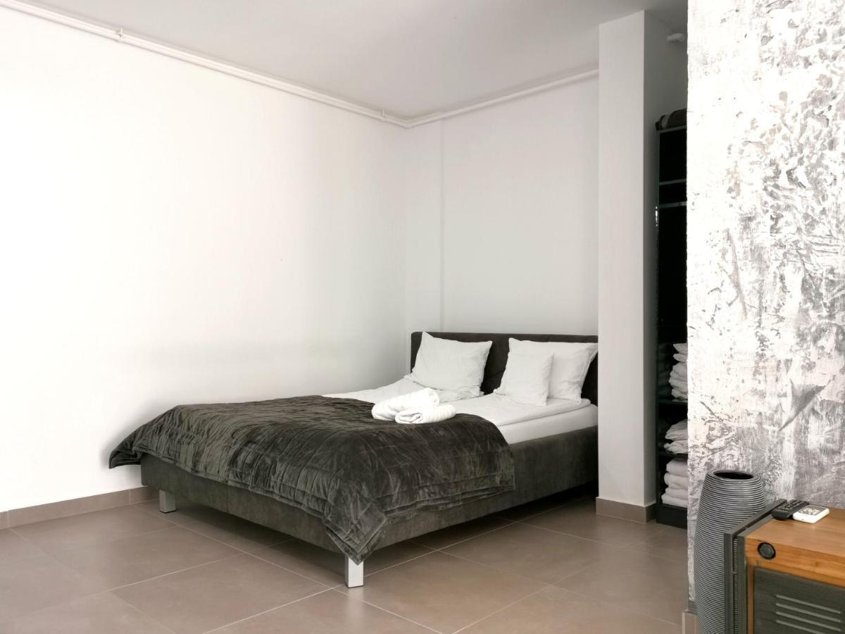 Caraway Apartment Oradea Exterior foto